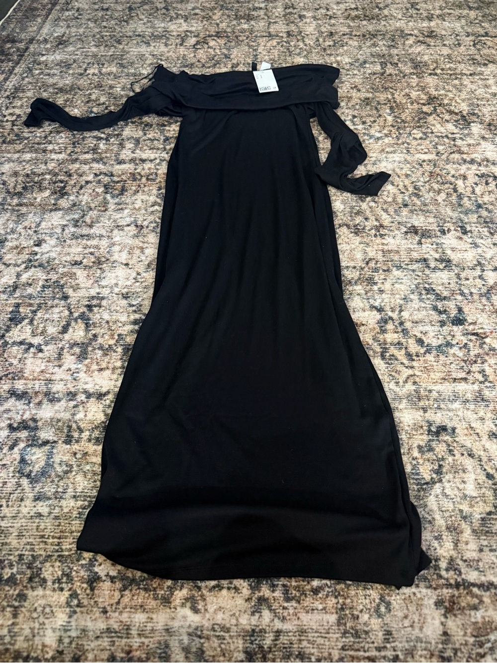 Divided Black Off-Shoulder Maxi